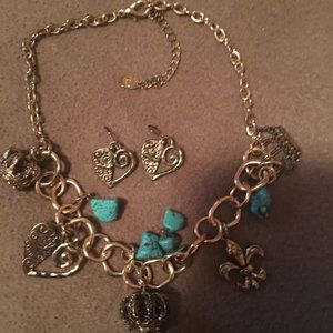 Necklace & earrings set